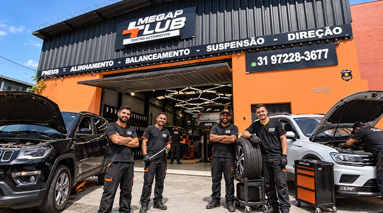 Equipe Megap Lub — especialistas em câmbio automático dando tranco em BH